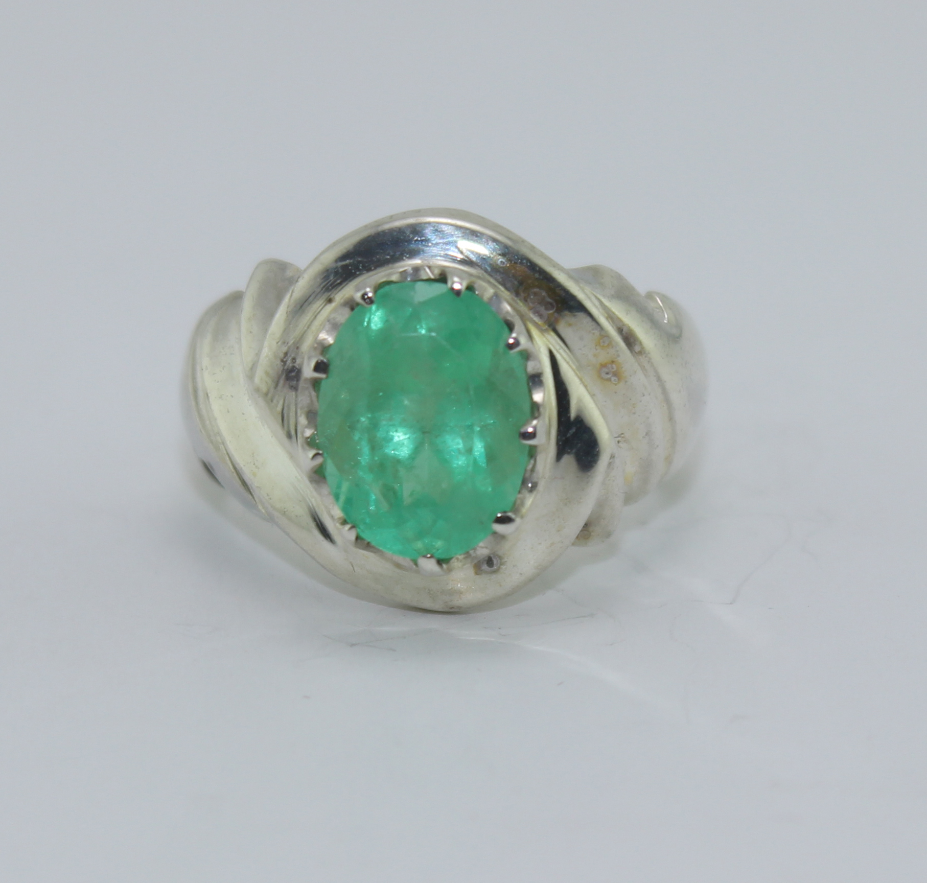 Emerald ring